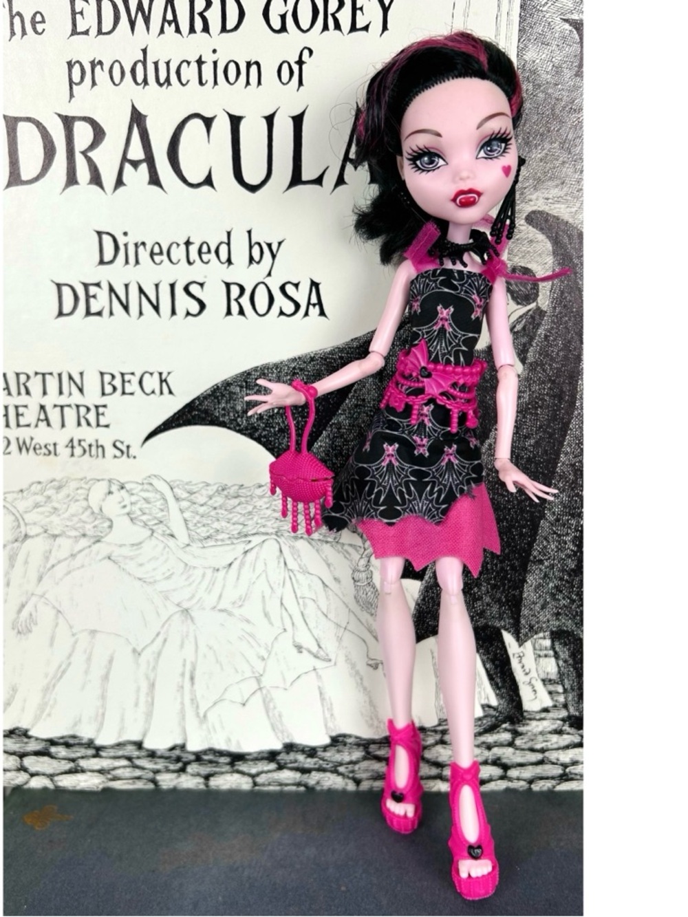 Monster High Draculaura Frights Camera Action Doll